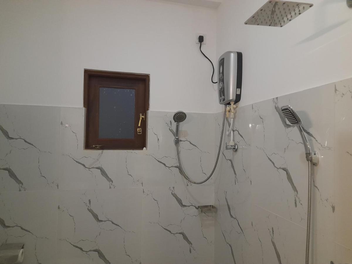 Gloria Inn Negombo Esterno foto