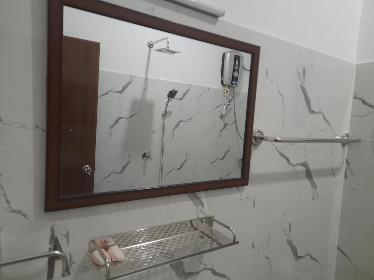 Gloria Inn Negombo Esterno foto